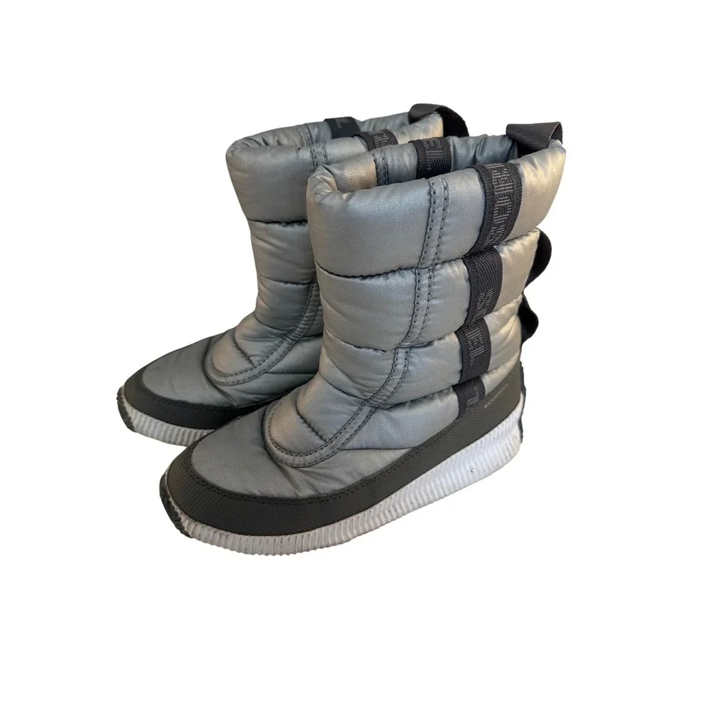 Sorel Women's Out N About Puffy Silver Waterproof Snow Boots Size 6‎